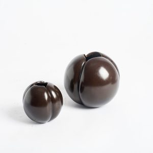 Petal Vase by Elan Atelier
