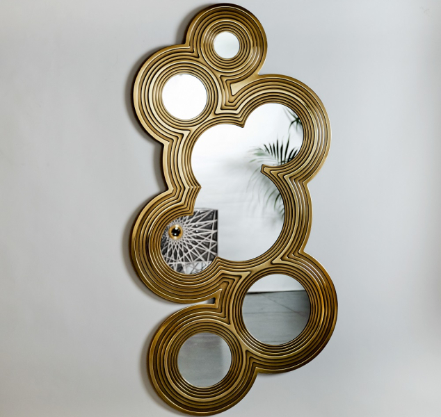 Miroir Intralucide II by Erwan Boulloud