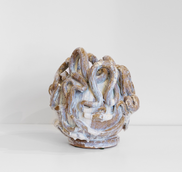 Gorgon Vessel – Small by Linda Fahey