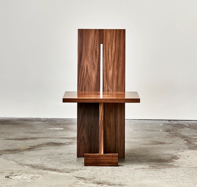 GB100 Chair by Gregory Beson