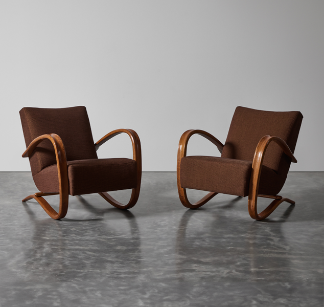 Pair of H269 Armchairs – Brown by Jindrich Halabala for Thonet