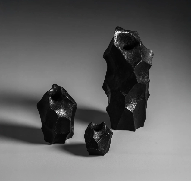 Hamza Vase by Elan Atelier