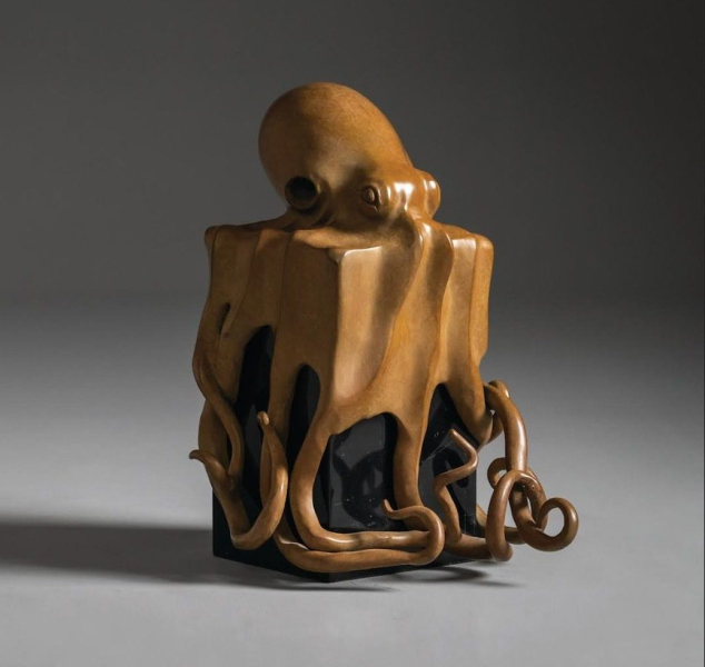 Kraken Sculpture by Elan Atelier