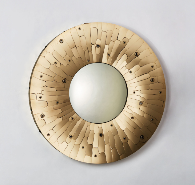 Miroir Roman Sorcière by Erwan Boulloud