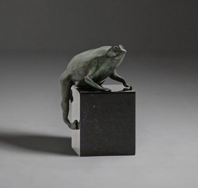 Naveen Sculpture by Elan Atelier