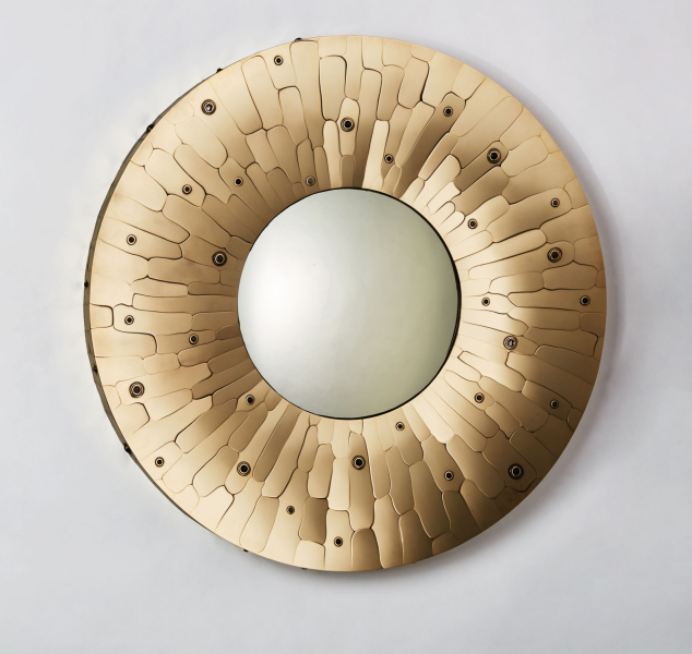 Miroir Roman Sorcière by Erwan Boulloud