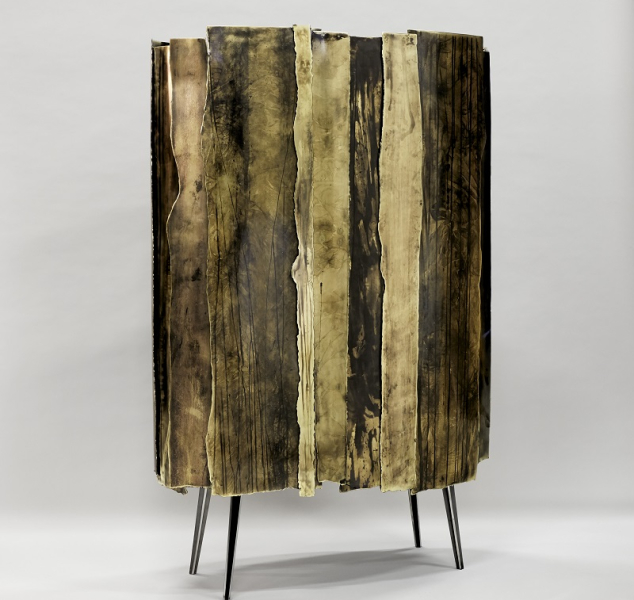 Petit Bar Plasma by Erwan Boulloud