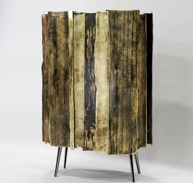 Petit Bar Plasma by Erwan Boulloud